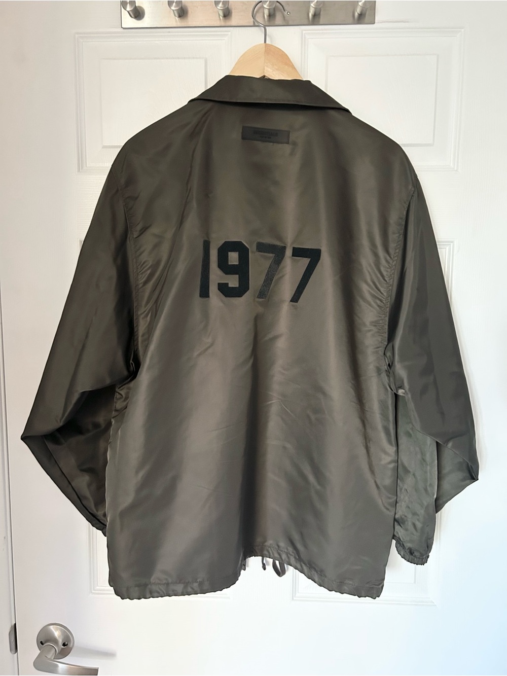 Essentials 1977 Grey/Olive Green Jacket - Size S